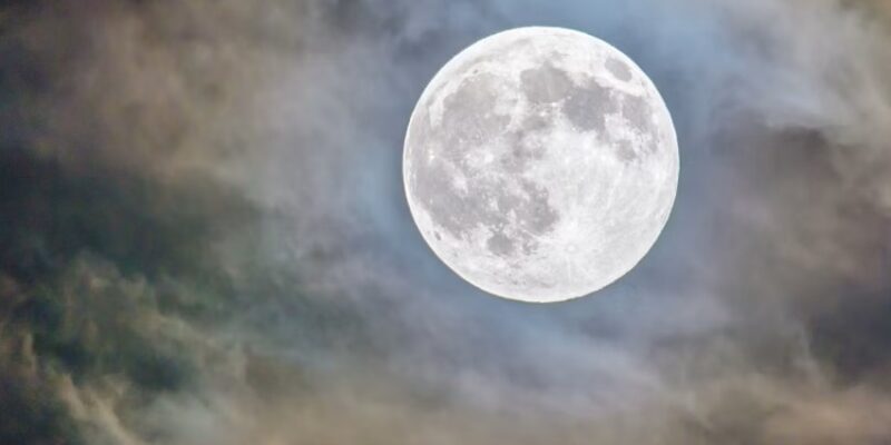moon in scorpio venus square saturn